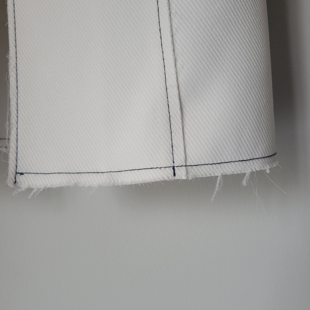 SOLD! TOPSHOP White Coat with Bold Black Stiching and Raw Unfinished Edge - Picture 6 of 16